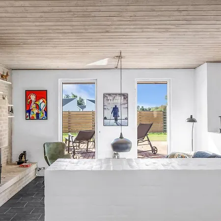 Iara - 500m From The Sea By Interhome * Boto By