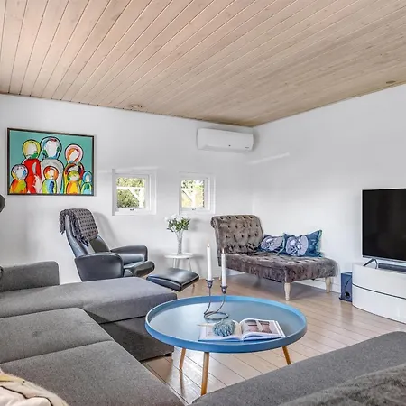 Iara - 500m From The Sea By Interhome Holiday home *